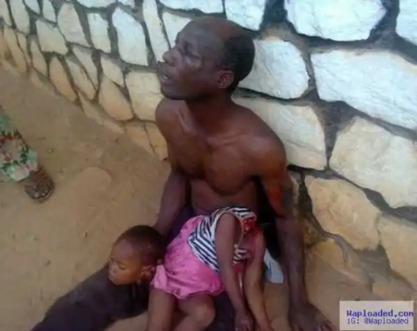 Little girl beheaded (very graphic photo)